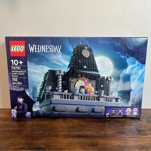 LEGO Wednesday #76781 Wednesday & Enid’s Dorm Room